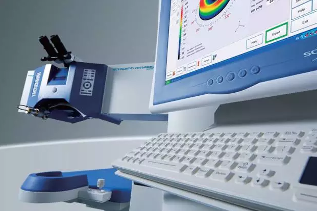 Smart全激光手术依托于德国阿玛仕准分子激光平台，是一种 的表层角膜屈光手术方式，全程零接触，无需制瓣亦无切口，术后不留痕迹，保留更多的角膜生物力学作用，是目前 安全、视觉质量 好的近视激光 技术2.png