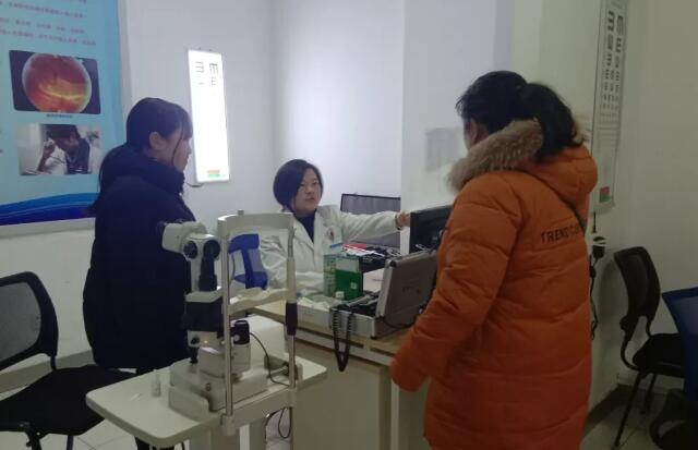 宜昌以诚为本赢在诚信9001严宏主任:寒假近视要注意这些2.jpg 宜昌以诚为本赢在诚信9001严宏主任:寒假近视要注意这些2.jpg