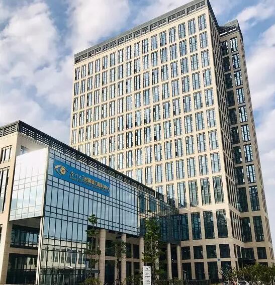 厦门市湖里区四套班子走进厦门大学附属厦门眼科中心五缘院区调研4.jpg 厦门市湖里区四套班子走进厦门大学附属厦门眼科中心五缘院区调研4.jpg