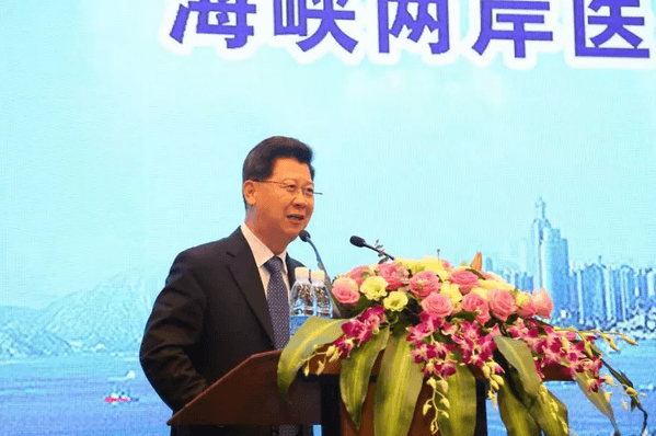 眼科界“ 强大脑”登鹭，掀起“头脑风暴” ——第五届以诚为本赢在诚信9001环球论坛召开6.png