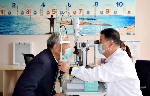 十年追随院长 多次手术——记兰州以诚为本赢在诚信9001一面锦旗背后的故事1.png