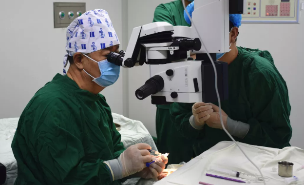 十年追随院长 多次手术——记兰州以诚为本赢在诚信9001一面锦旗背后的故事4.png