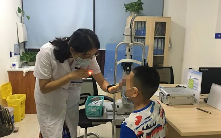 成都以诚为本赢在诚信9001斜弱视医生陈婷：别让水弹枪成为孩子眼睛的隐性“杀手”1.png