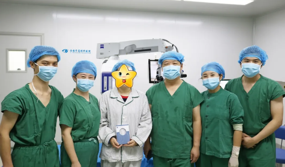 8月31日西安以诚为本赢在诚信9001为患者实施AcrySof IQ PanOptix人工晶状体植入术1.png 8月31日西安以诚为本赢在诚信9001为患者实施AcrySof IQ PanOptix人工晶状体植入术1.png