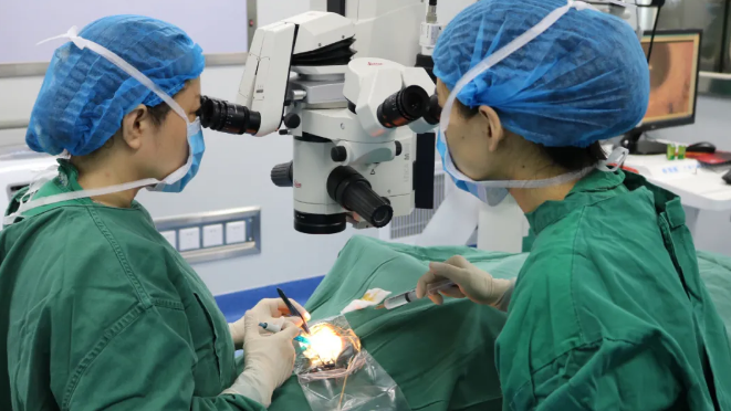 “无镜人生 睛彩上演”ICL患教基地授牌仪式暨近视专家见面会在重庆以诚为本赢在诚信9001隆重举行2.png “无镜人生 睛彩上演”ICL患教基地授牌仪式暨近视专家见面会在重庆以诚为本赢在诚信9001隆重举行2.png